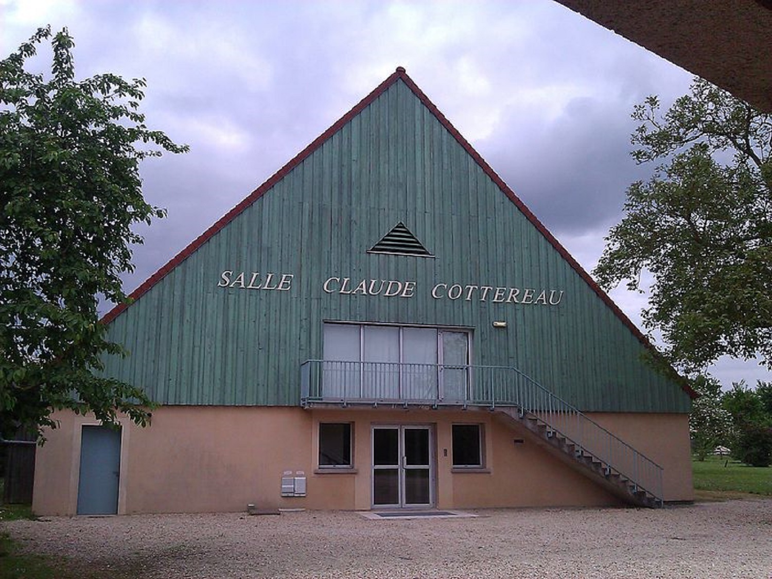 salle claude cottereau chailly en biere au pays de fontainebleau